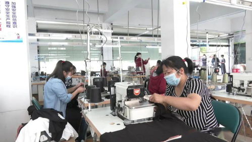 复工拓市场，网络销售助扶贫——保康制衣厂心系贫困乡亲，点亮希望之光